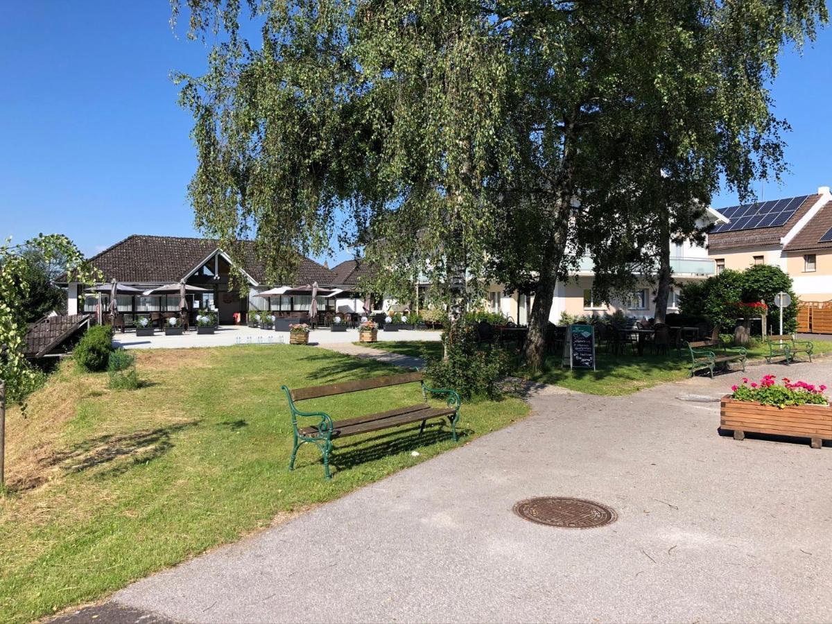 Gasthof Und Pension Haunschmid Rechberg Exterior foto